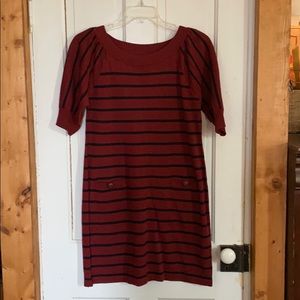 Roz & Ali Short sleeve burgundy sweater dress